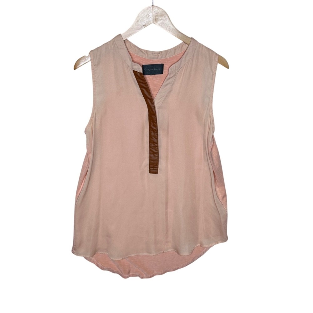 Anthropologie Sunday in Brooklyn Sleeveless V-neck Blouse size Medium Pink